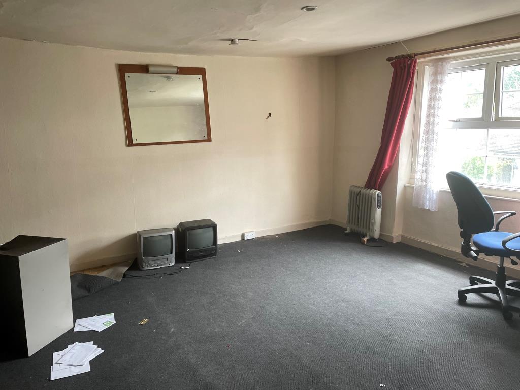 Lot: 21 - FORMER PUBLIC HOUSE WITH PLANNING APPROVAL -